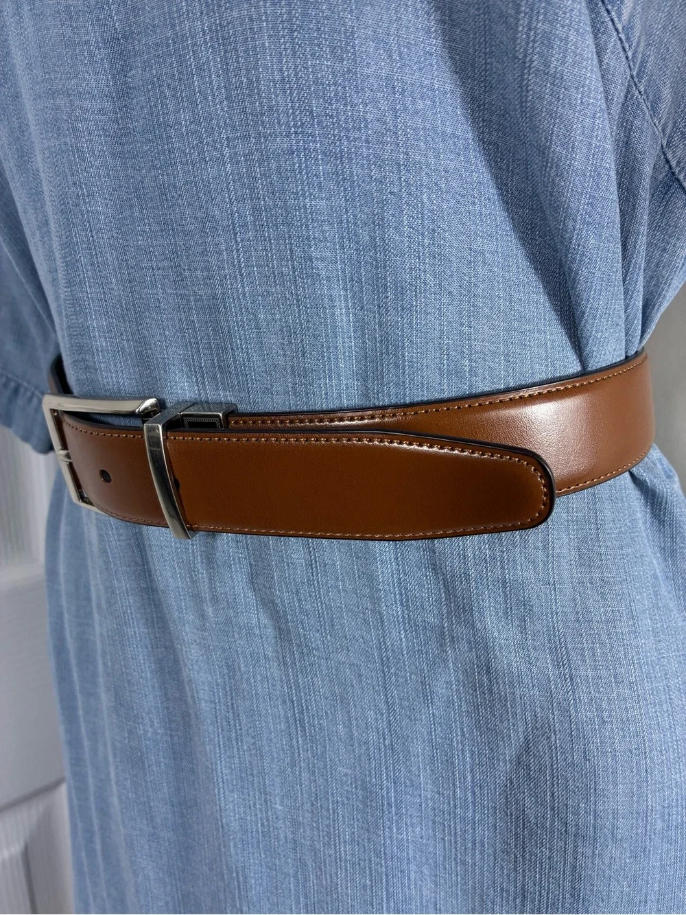 An original Penguin Reversible Mens belt Brown Bonded Leather Silver Buckle